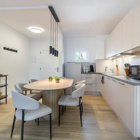 Appartamento 2 Bedroom Tokio And Sauna, 100m To And Bikepark